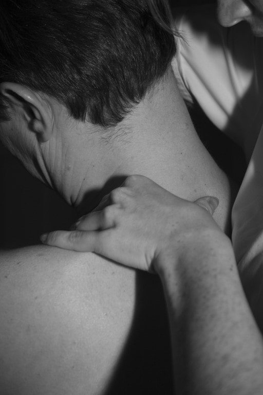 צוואר כואב: עדות שיקום שבר חוליה בצוואר וכאב נוירופתי